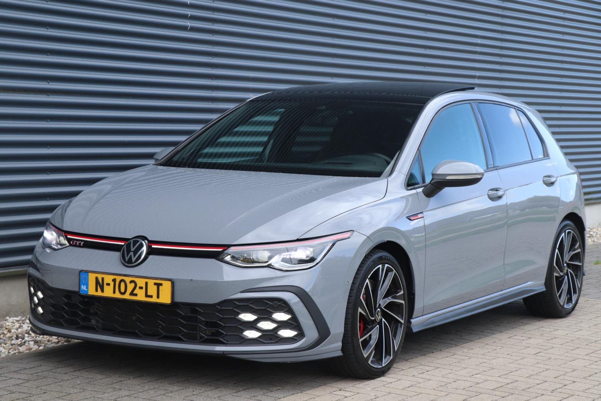 Volkswagen Golf 2.0 TSI GTI | PANO - HUD - IQ.LIGHT - HARMAN KARDON - VOL! 49632249-39.jpg | Auto Kasva