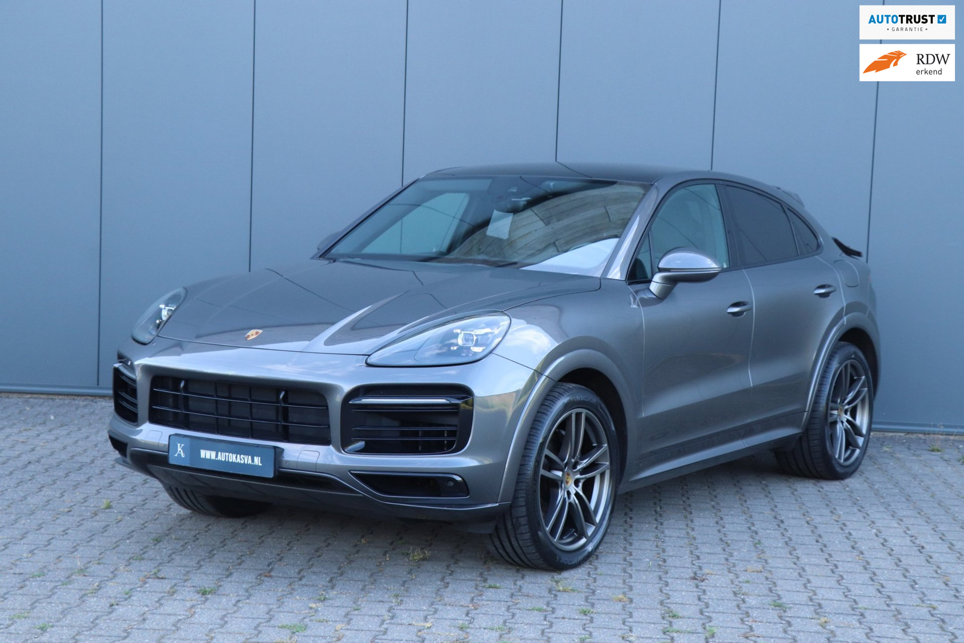 Porsche Cayenne Coupé 3.0 E-Hybrid | SportDesign| ACC | Bose | VOL! 47389041-22.jpg | Auto Kasva